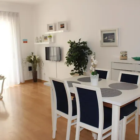 Casa Carvalho Laranjo * Nazaré